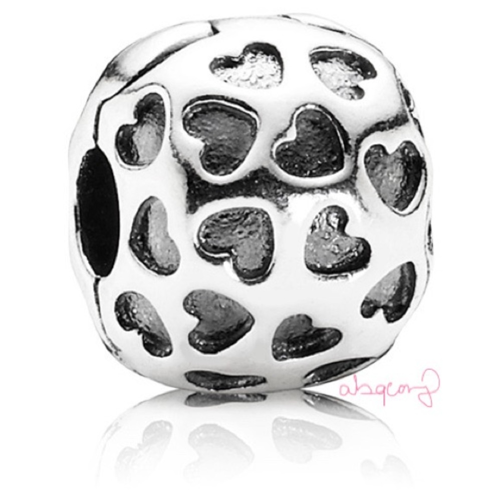 EUC Pandora 791037 Sterling Silver Showered with Love Clip w/ Hearts